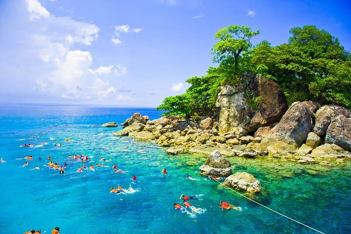 Koh Kood Snorkeling Speedboat Tour with Lunch and Transfer