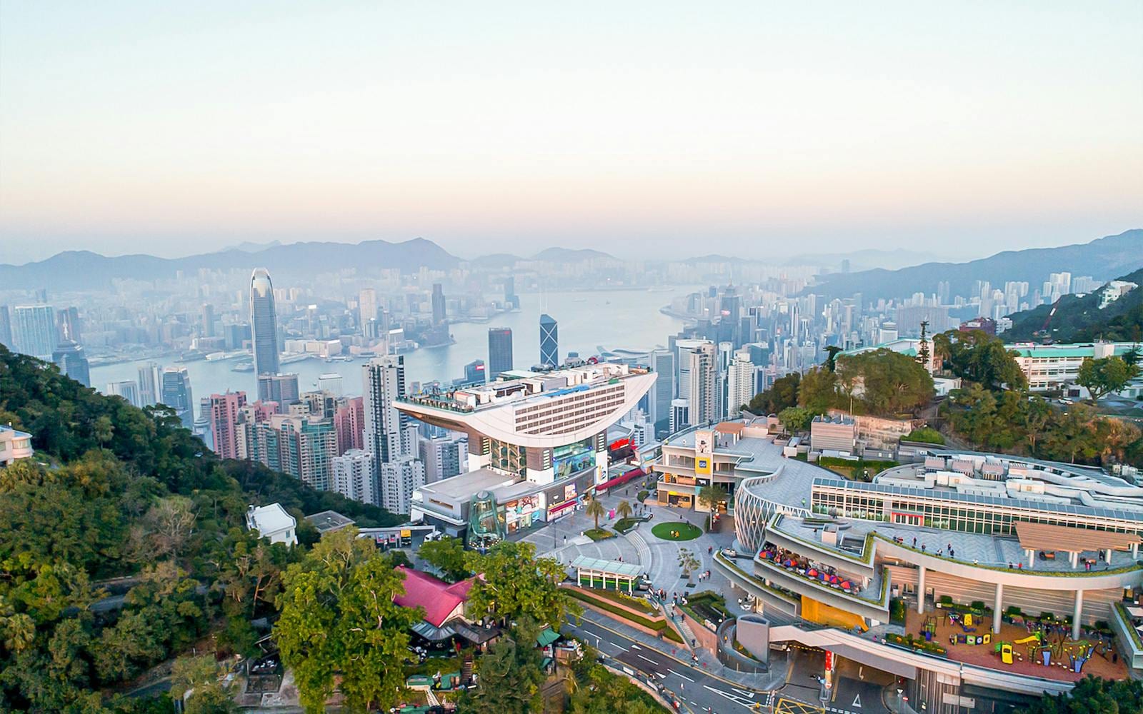 Evening Dinner & Lightshow at Sky Terrace 428 with Hong Kong Peak Tram Tickets