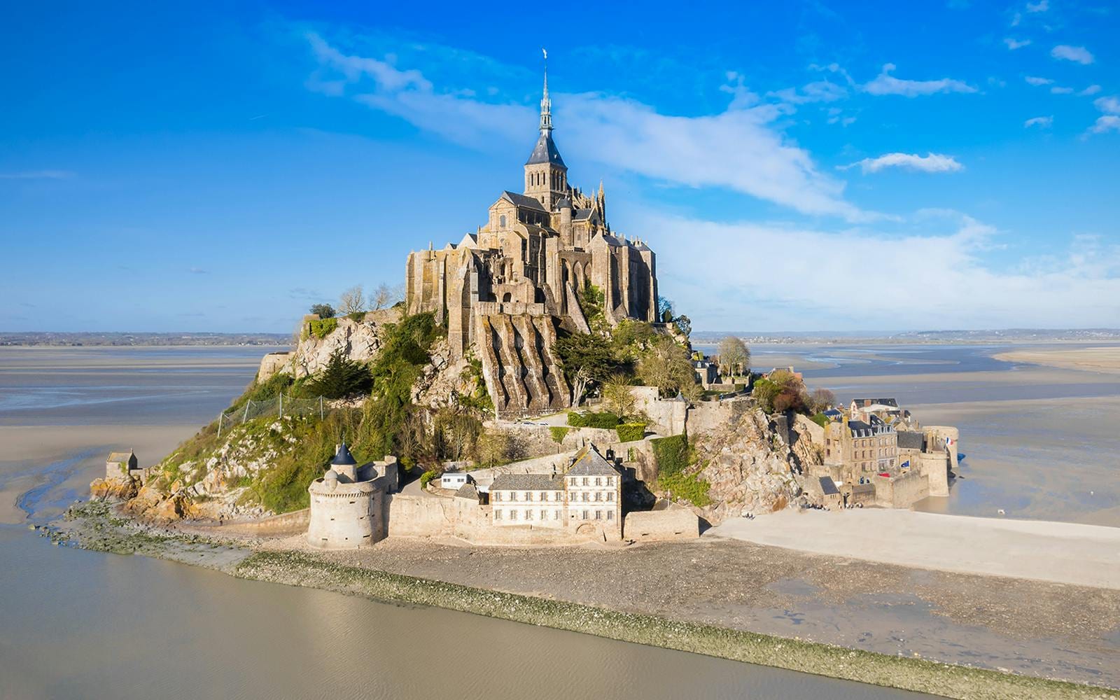 Mont-Saint-Michel Guided Tour of the Island